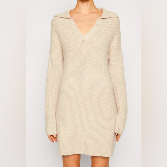 Hollister Dresses & Skirts - Hollister Co Collared Knit Sweater Jumper Short Mini Long Sleeve V Neck Beige XL